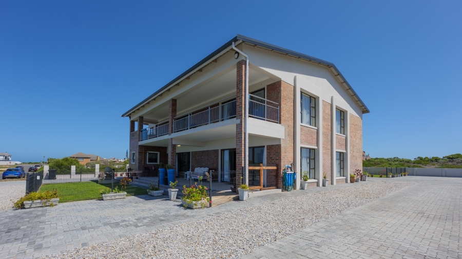 To Let 3 Bedroom Property for Rent in Agulhas Western Cape